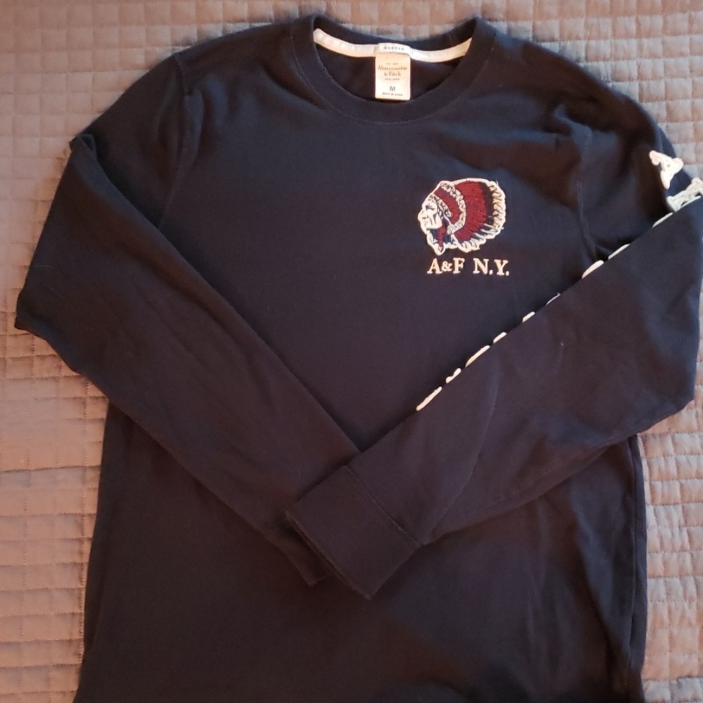 Long sleeve mens top